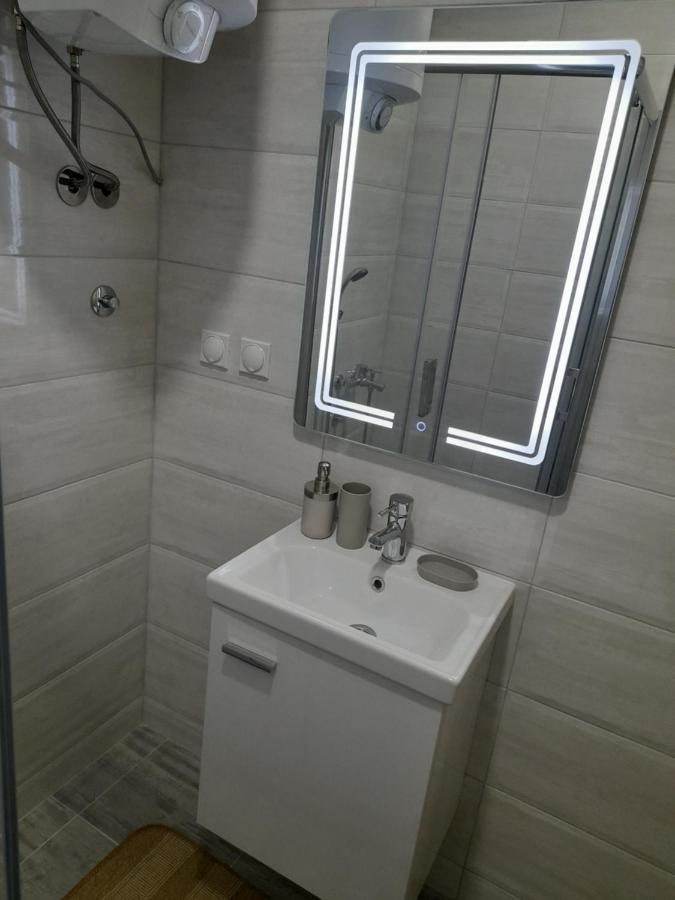 V & V Studio Apartments Nisz Zewnętrze zdjęcie