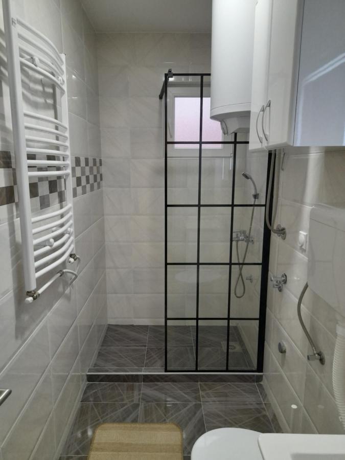 V & V Studio Apartments Nisz Zewnętrze zdjęcie